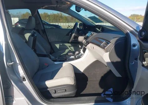 2017 Honda Accord Ex-L V6 z USA, uszkodzony, nr VIN 1HGCR3F86HA039166